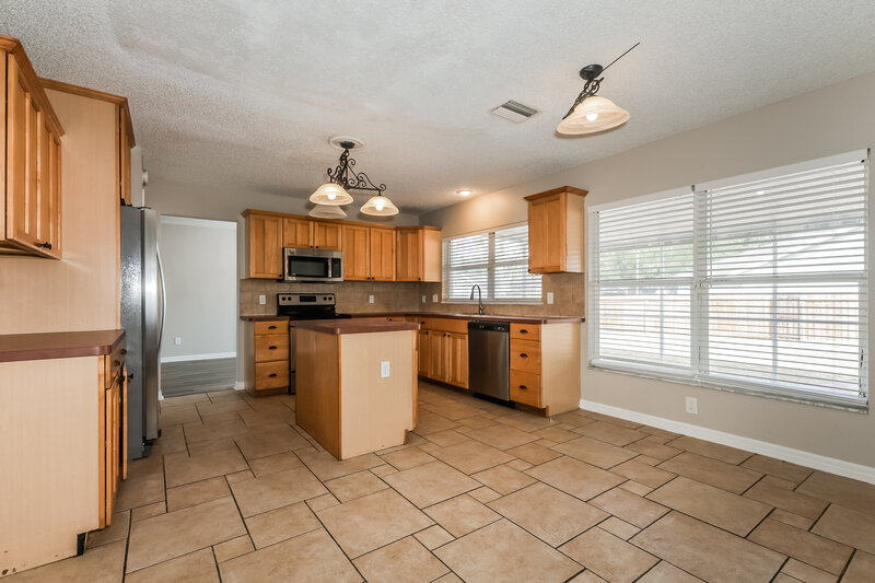 2,460/Mo, 2601 Berryvine Pl Valrico, FL 33596 Breakfast Nook View