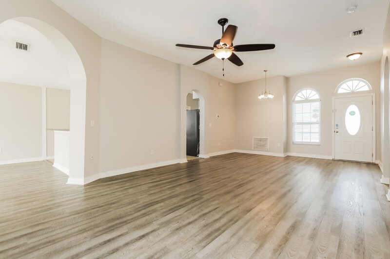 2,315/Mo, 30853 Sade Ct Zephyrhills, FL 33545 Misc View 3