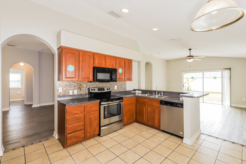 2,315/Mo, 30853 Sade Ct Zephyrhills, FL 33545 Misc View 7