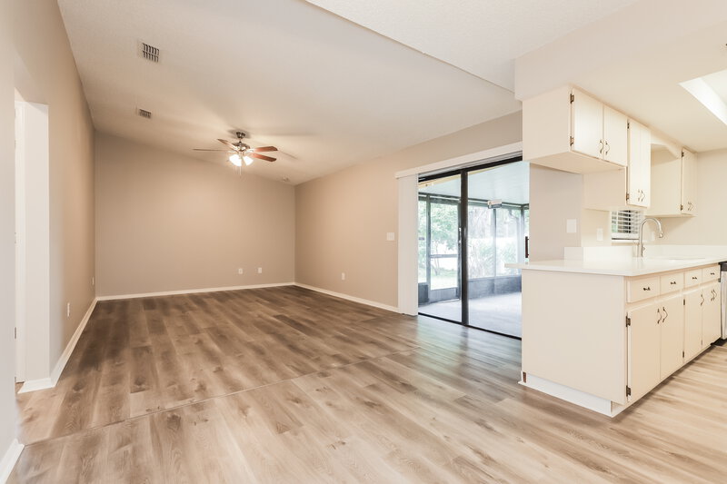 2,305/Mo, 1401 Glenmere Dr Brandon, FL 33511 Breakfast Nook View