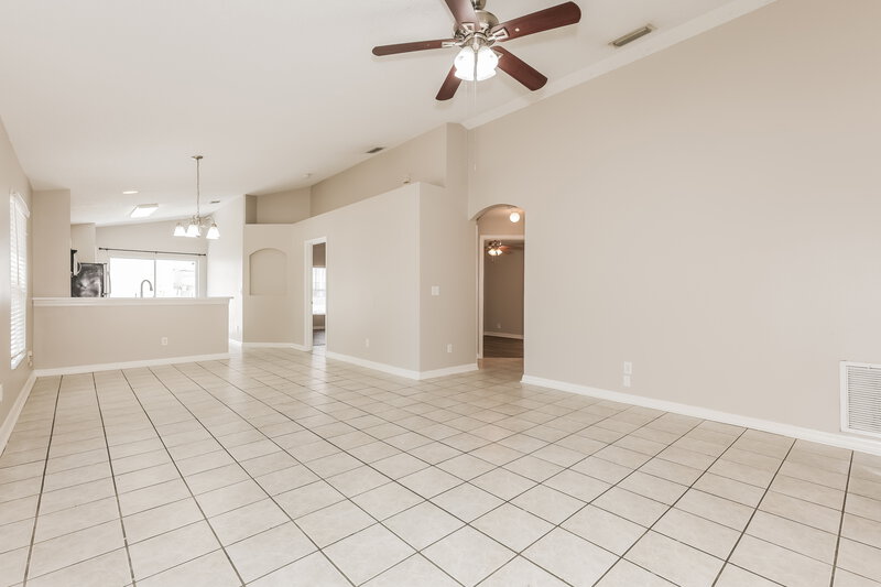 1,930/Mo, 3406 Palm Beach Dr Valrico, FL 33594 Living Room View