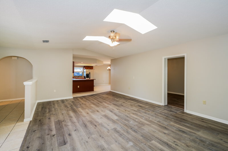 2,050/Mo, 3638 Montclair Dr New Port Richey, FL 34655 Living Room View