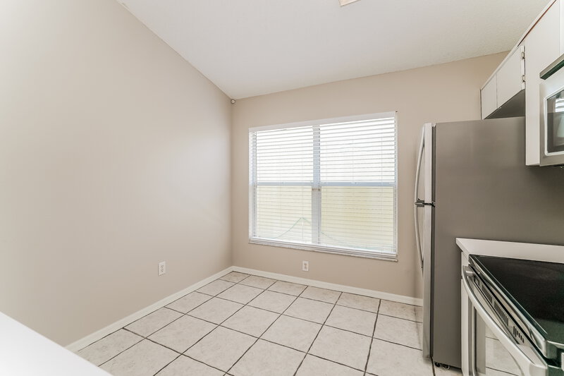 1,830/Mo, 1327 Dew Bloom Rd Valrico, FL 33594 Kitchen View