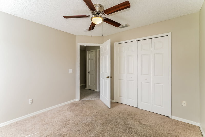 1,830/Mo, 1327 Dew Bloom Rd Valrico, FL 33594 Bedroom View 3