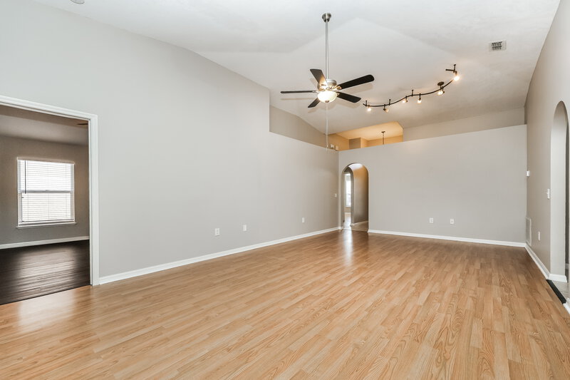 2,265/Mo, 1106 Soaring Osprey Way Valrico, FL 33594 Living Room View