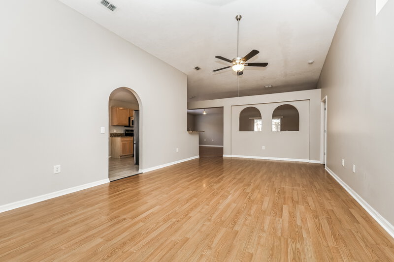 2,265/Mo, 1106 Soaring Osprey Way Valrico, FL 33594 Living Room View 2