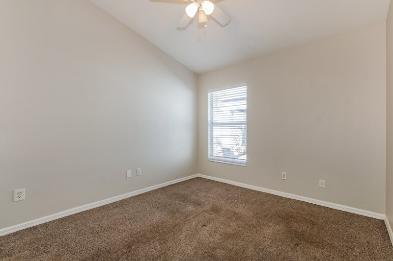 1,945/Mo, 1022 Harvest Moon Dr Seffner, FL 33584 Bedroom View 2
