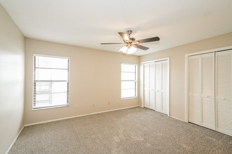 2,910/Mo, 8905 Bayaud Dr Tampa, FL 33626 Main Bedroom View 2