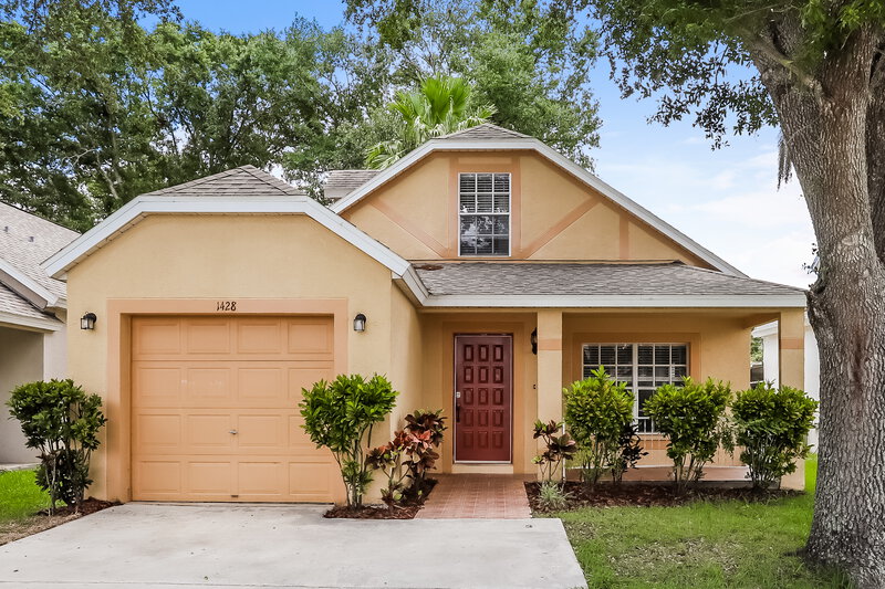 2,130/Mo, 1428 Dew Bloom Rd Valrico, FL 33594 External View