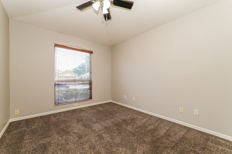 2,285/Mo, 840 Rocky Mountain Ct Valrico, FL 33594 Office View