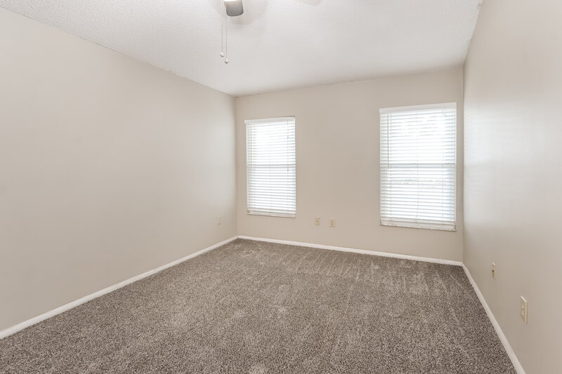 2,070/Mo, 409 Benson St Valrico, FL 33594 Main Bedroom View 2