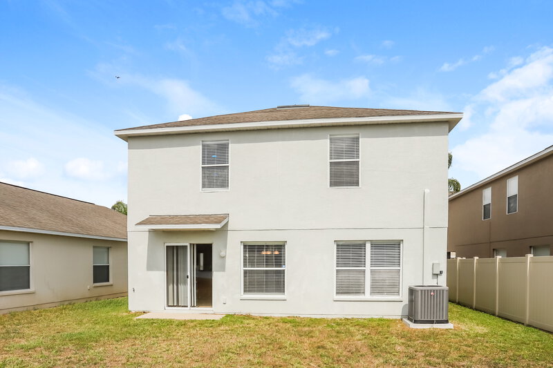 2,405/Mo, 15411 Telford Spring Dr Ruskin, FL 33573 Rear View 2