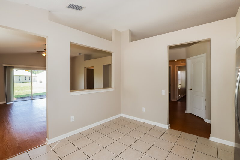 2,170/Mo, 11424 Misty Isle Ln Riverview, FL 33579 Breakfast Nook View