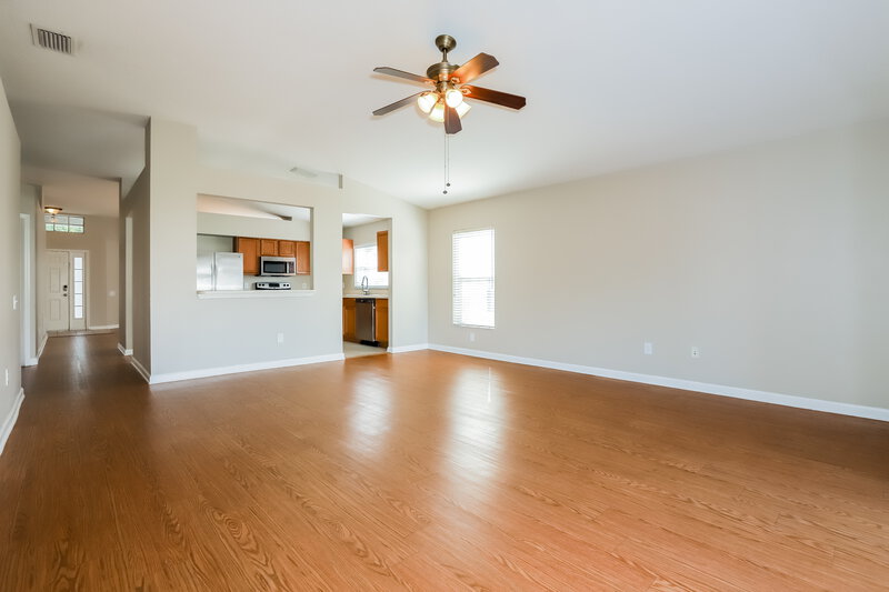 2,170/Mo, 11424 Misty Isle Ln Riverview, FL 33579 Family Room View