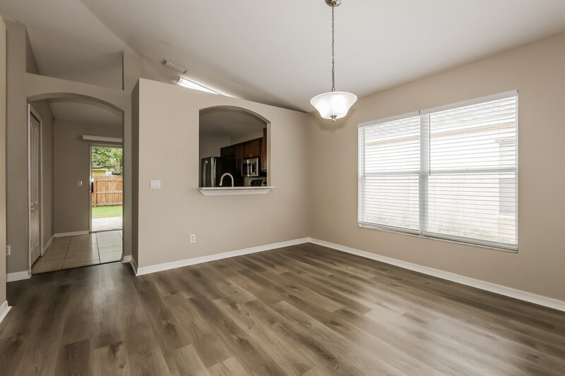 3,280/Mo, 1038 Harvest Moon Dr Seffner, FL 33584 Dining Room View