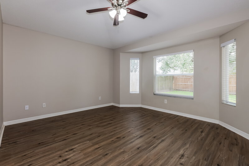3,280/Mo, 1038 Harvest Moon Dr Seffner, FL 33584 Main Bedroom View