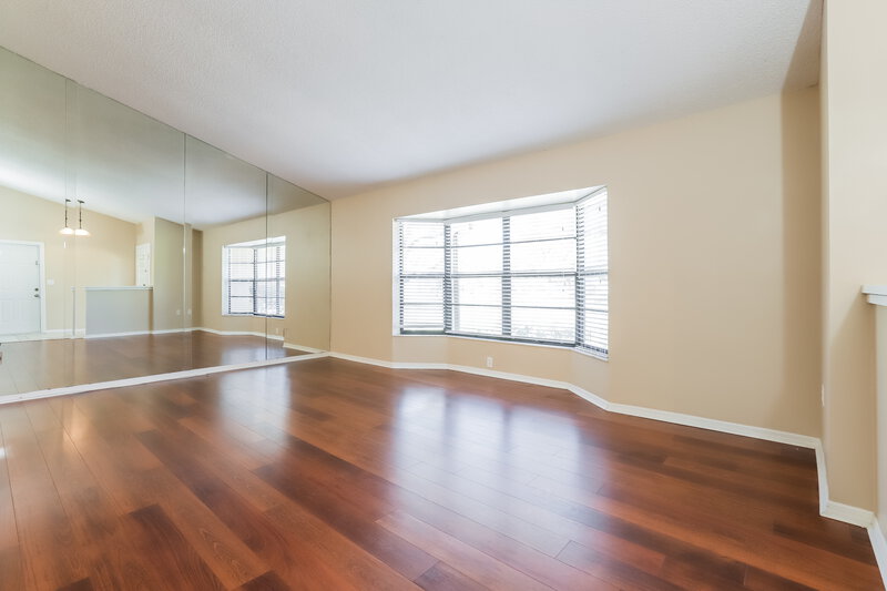 2,380/Mo, 3607 Montclair Dr New Port Richey, FL 34655 Living Room View