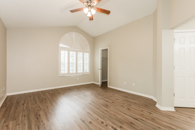 2,820/Mo, 2321 Lyncrest Ct Valrico, FL 33596 Main Bedroom View