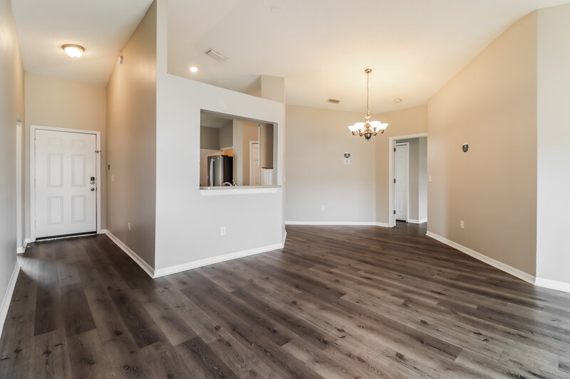 3,290/Mo, 1212 Flexford St Brandon, FL 33511 Living Room View 3