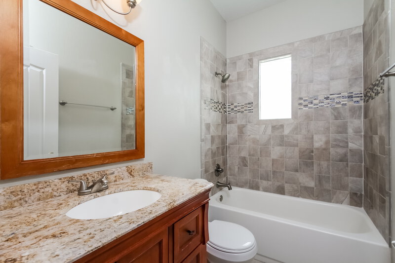 3,480/Mo, 13212 Cherry Bark Cir Riverview, FL 33579 Bathroom View