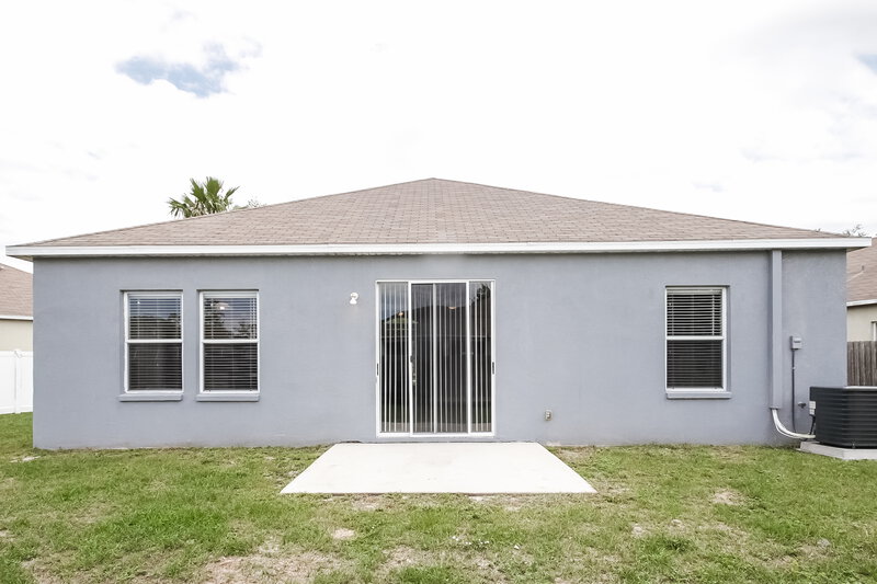 3,480/Mo, 13212 Cherry Bark Cir Riverview, FL 33579 Rear View