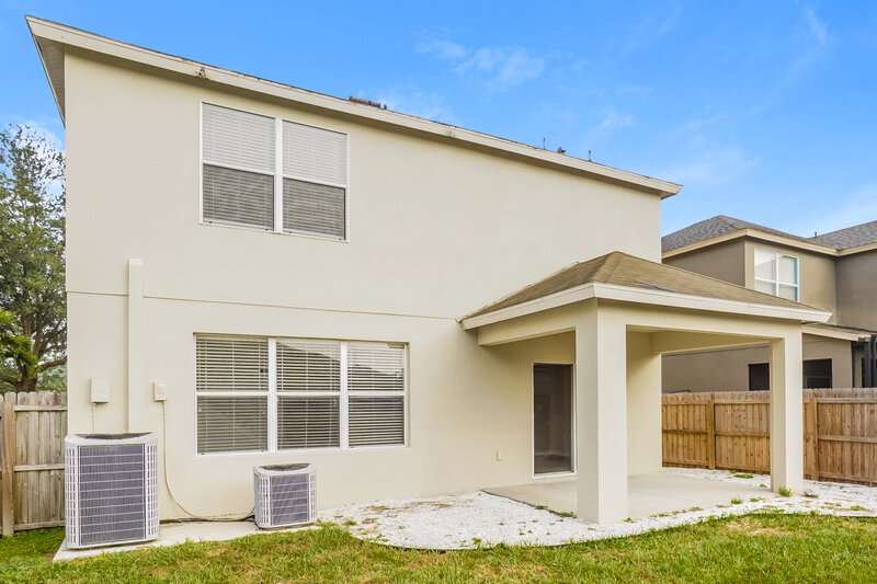 2,575/Mo, 8220 Crescent Moon Dr New Port Richey, FL 34655 Rear View