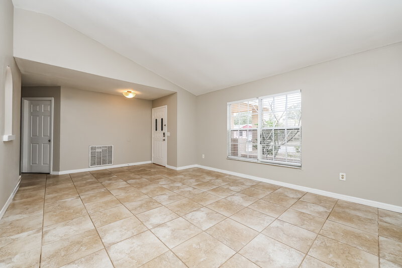 1,955/Mo, 7220 Bromley Dr New Port Richey, FL 34653 Living Room View