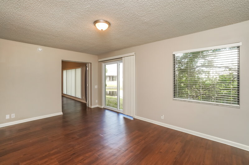 2,205/Mo, 3846 Player Dr New Port Richey, FL 34655 Family Room View