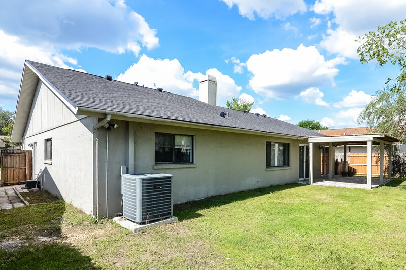 2,375/Mo, 1124 Blufield Ave Brandon, FL 33511 Rear View