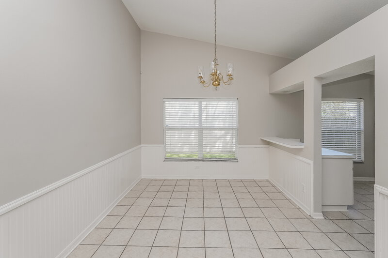 2,105/Mo, 1207 Sawdust Ct Valrico, FL 33596 Dining Room View