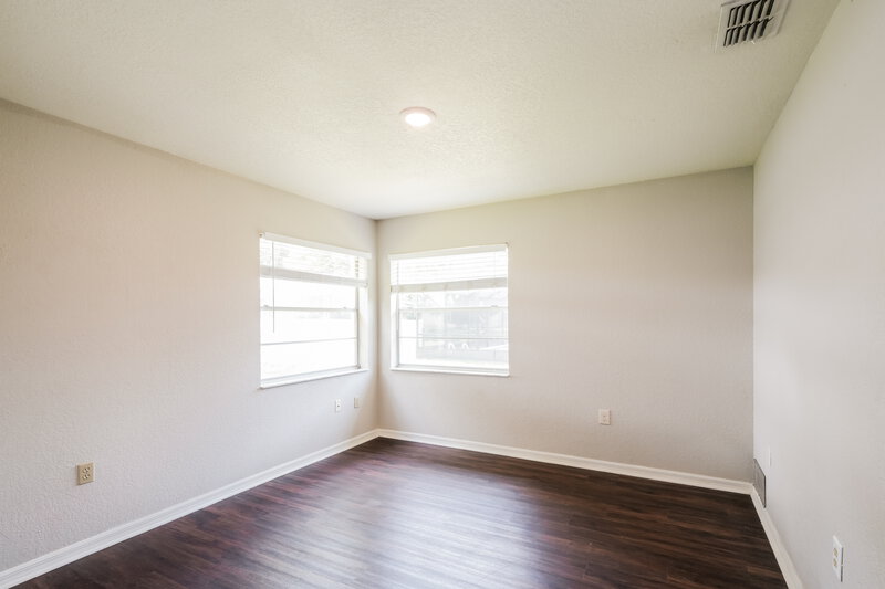 2,100/Mo, 9131 Remington Dr New Port Richey, FL 34655 Bedroom View 2