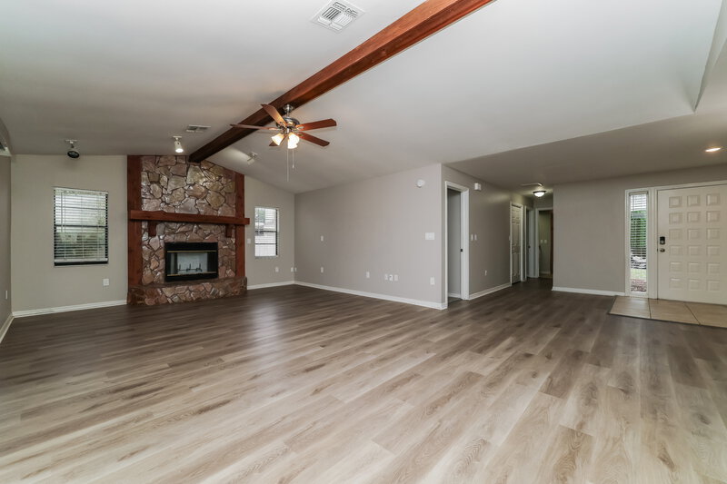 1,925/Mo, 12830 Pecan Tree Dr Hudson, FL 34669 Living Room View 3