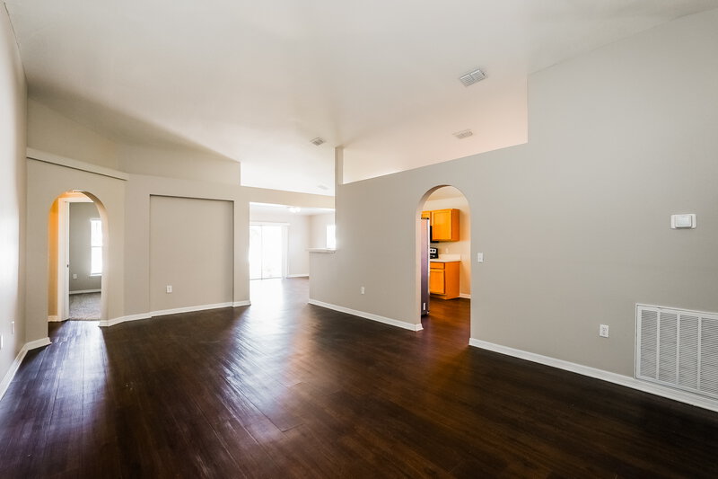 2,500/Mo, 17023 Torvest Ct Land O' Lakes, FL 34638 Living Room View