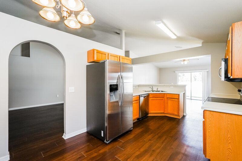 2,500/Mo, 17023 Torvest Ct Land O' Lakes, FL 34638 Kitchen View 2