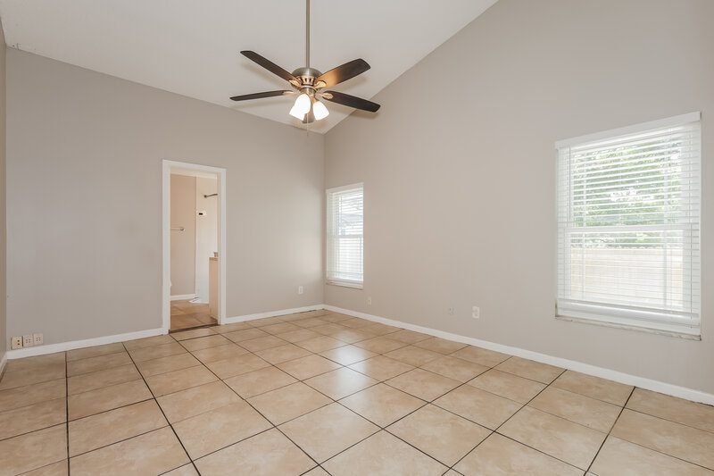 1,990/Mo, 2027 Helm Ln Valrico, FL 33594 Main Bedroom View 2