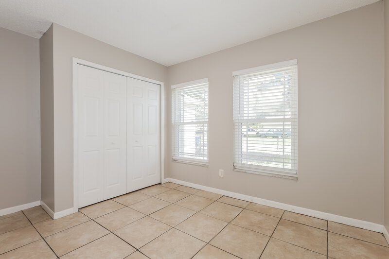 1,990/Mo, 2027 Helm Ln Valrico, FL 33594 Bedroom View 3