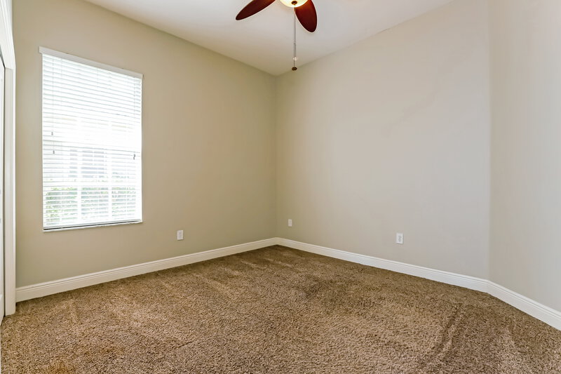 2,420/Mo, 8205 Lagerfeld Dr Land O' Lakes, FL 34637 Bedroom View