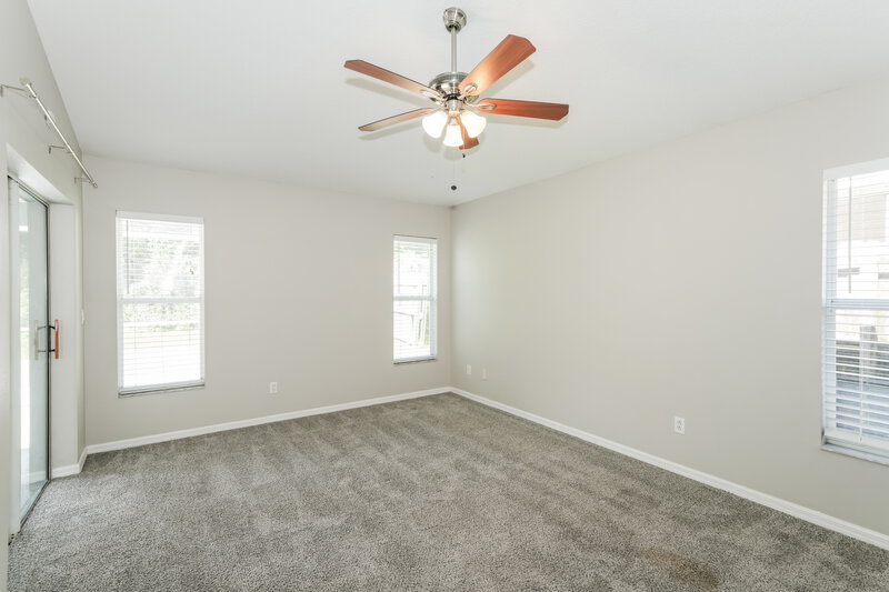 2,445/Mo, 633 Straw Lake Dr Brandon, FL 33510 Main Bedroom View