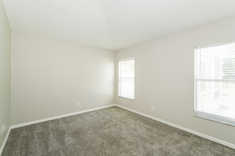 2,445/Mo, 633 Straw Lake Dr Brandon, FL 33510 Bedroom View 2