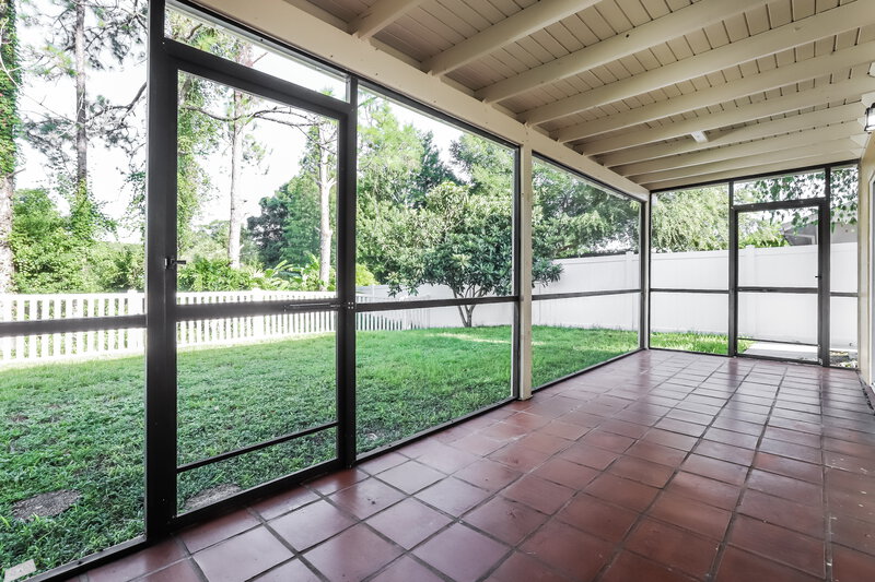 2,335/Mo, 14936 Glasgow Ct Tampa, FL 33624 Sun Room View