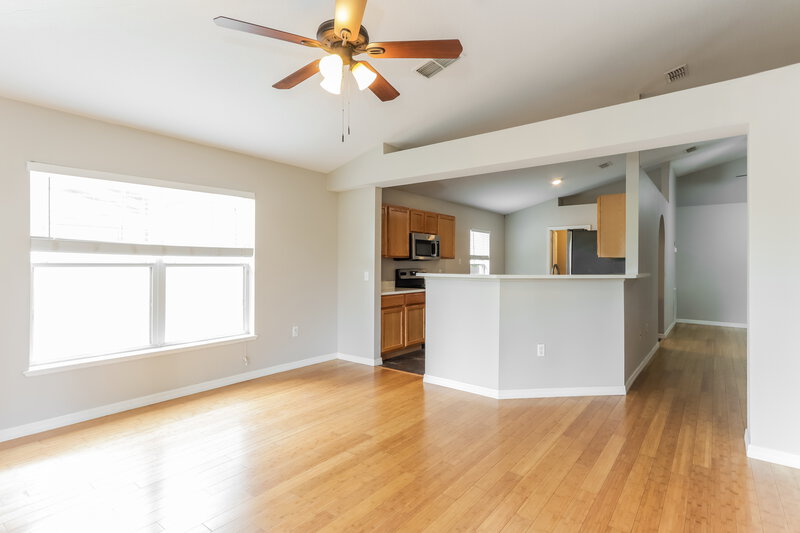 4,050/Mo, 3246 Bellericay Ln Land O' Lakes, FL 34638 Family Room View