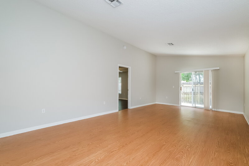 2,970/Mo, 7924 Chadwick Dr New Port Richey, FL 34654 Living Room View
