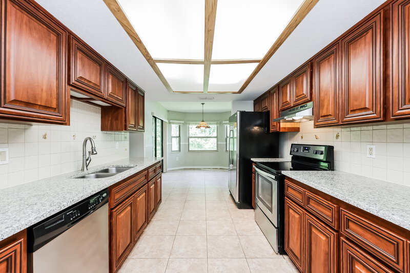2,020/Mo, 5539 Browning Dr New Port Richey, FL 34655 Kitchen View
