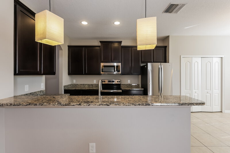 2,120/Mo, 3911 Constantine Loop Wesley Chapel, FL 33543 Kitchen View 3