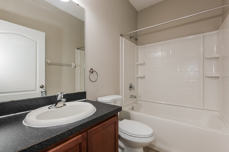 2,120/Mo, 3911 Constantine Loop Wesley Chapel, FL 33543 Bathroom View