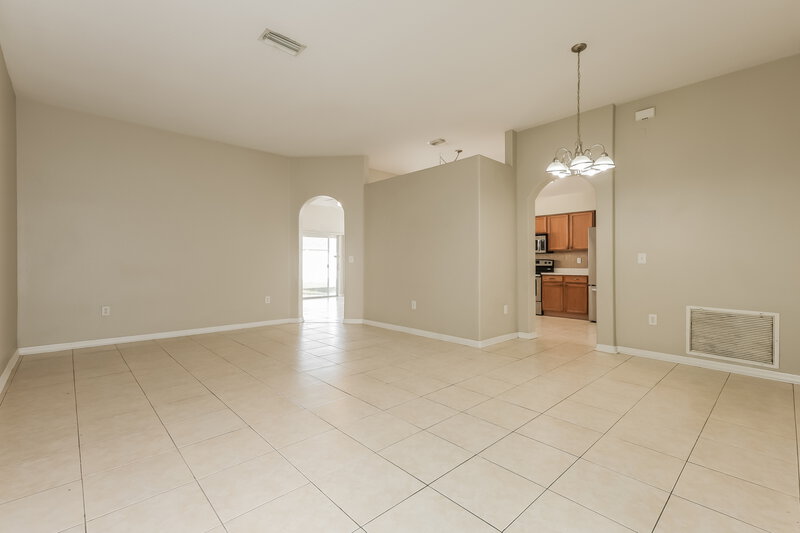 1,970/Mo, 12006 Butler Woods Cir Riverview, FL 33579 Living Room View