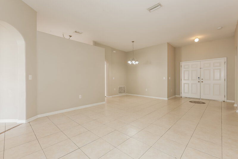 1,970/Mo, 12006 Butler Woods Cir Riverview, FL 33579 Living Room View 2