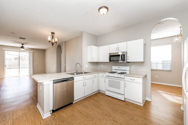 2,280/Mo, 22820 Marsh Wren Dr Land O Lakes, FL 34639 Kitchen View