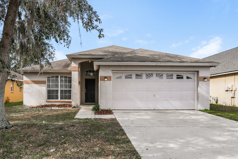 2,050/Mo, 1327 Maximilian Dr Wesley Chapel, FL 33543 External View