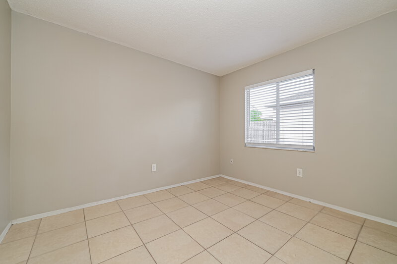 2,025/Mo, 1444 Birchstone Ave Brandon, FL 33511 Bedroom View 4